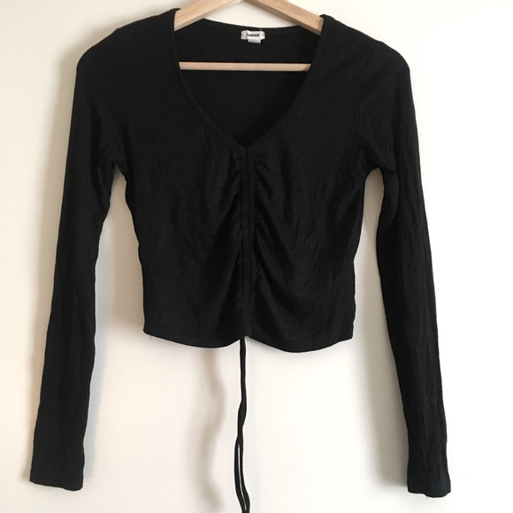 Ultra-Cropped Ruched Longsleeve - Picture 6 of 8